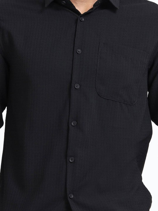 Men Black Textured Slim Fit Cotton Casual Shirt
