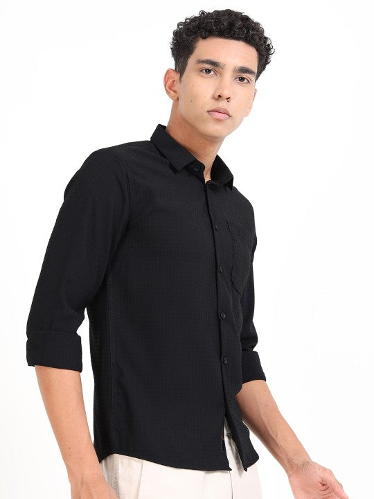 Men Black Textured Slim Fit Cotton Casual Shirt