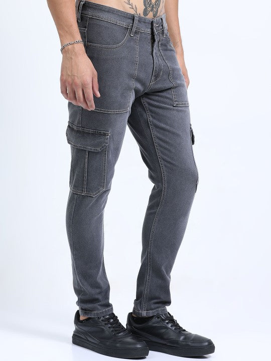 Men Solid Mid-Rise Slim Fit Cargos Jeans